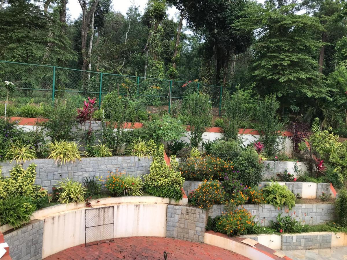 Robin Woods Homestay Sakleshpur Buitenkant foto